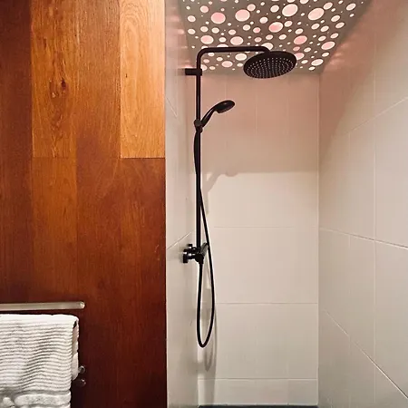 Appartement Le Quai - Spacieux Et Calme, 3 Chambres, Idéal Familles Et Professionnels, Vieux *